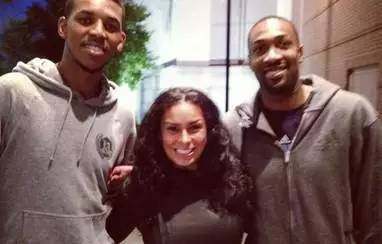 当湖人以1 当湖人以1